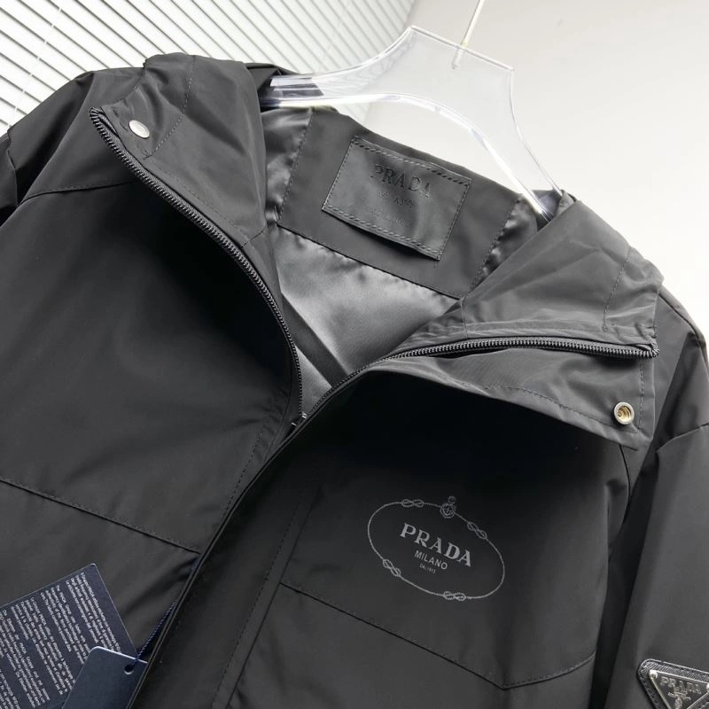 Supportive Prada Outwear 170292