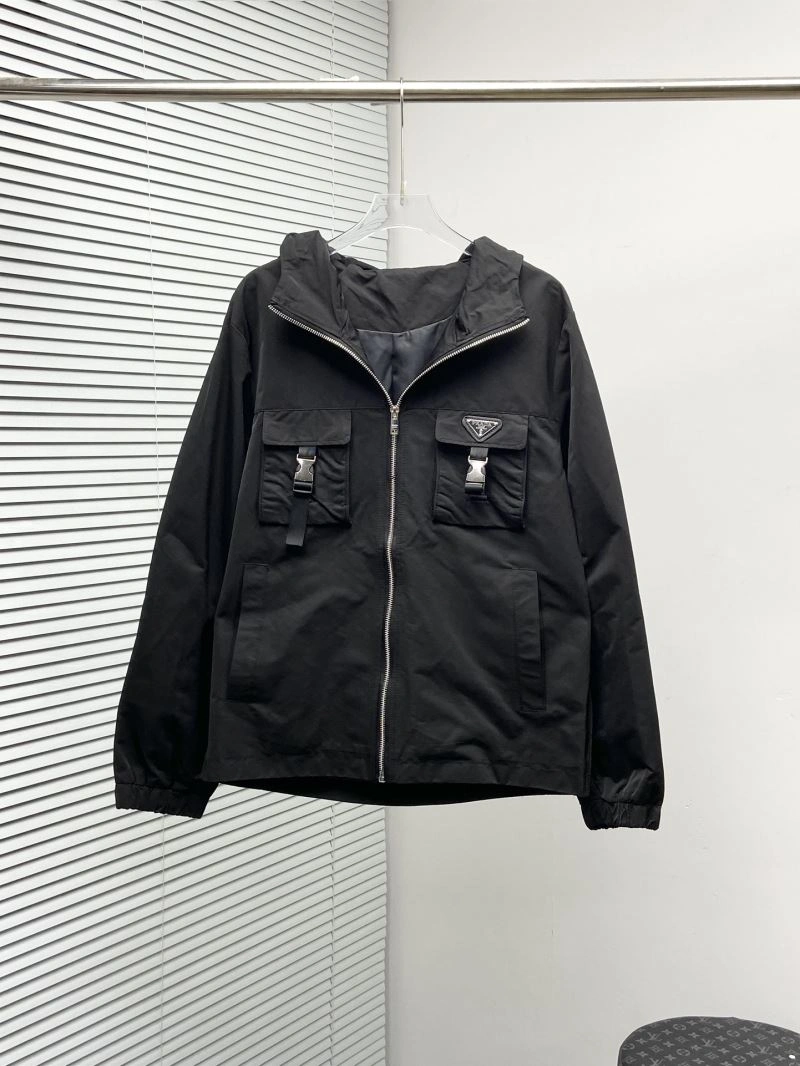 Stretchable Prada Outwear 170320