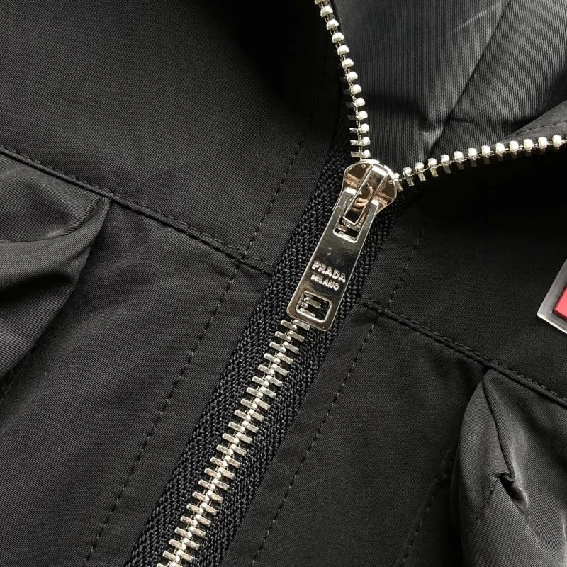 Premium Prada Outwear 170331