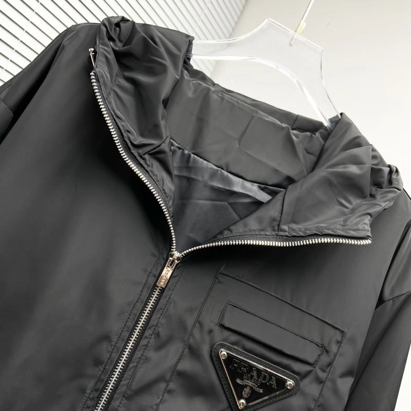 Prada Outwear Flexible 170282