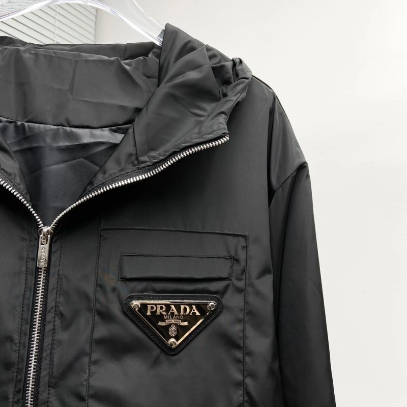 Prada Outwear Flexible 170282