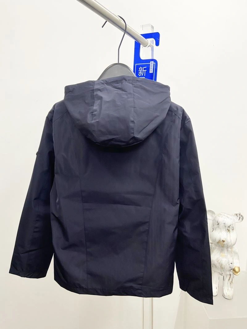 Prada Outwear Sophisticated 170275