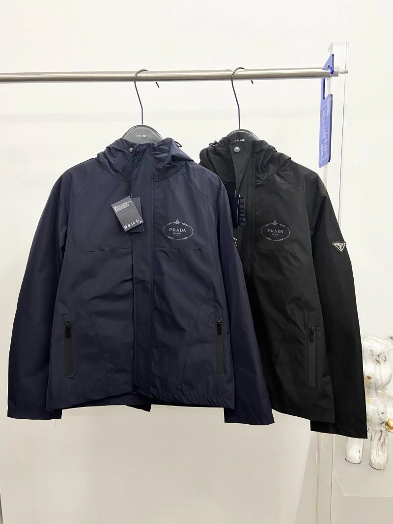 Prada Outwear Sophisticated 170275