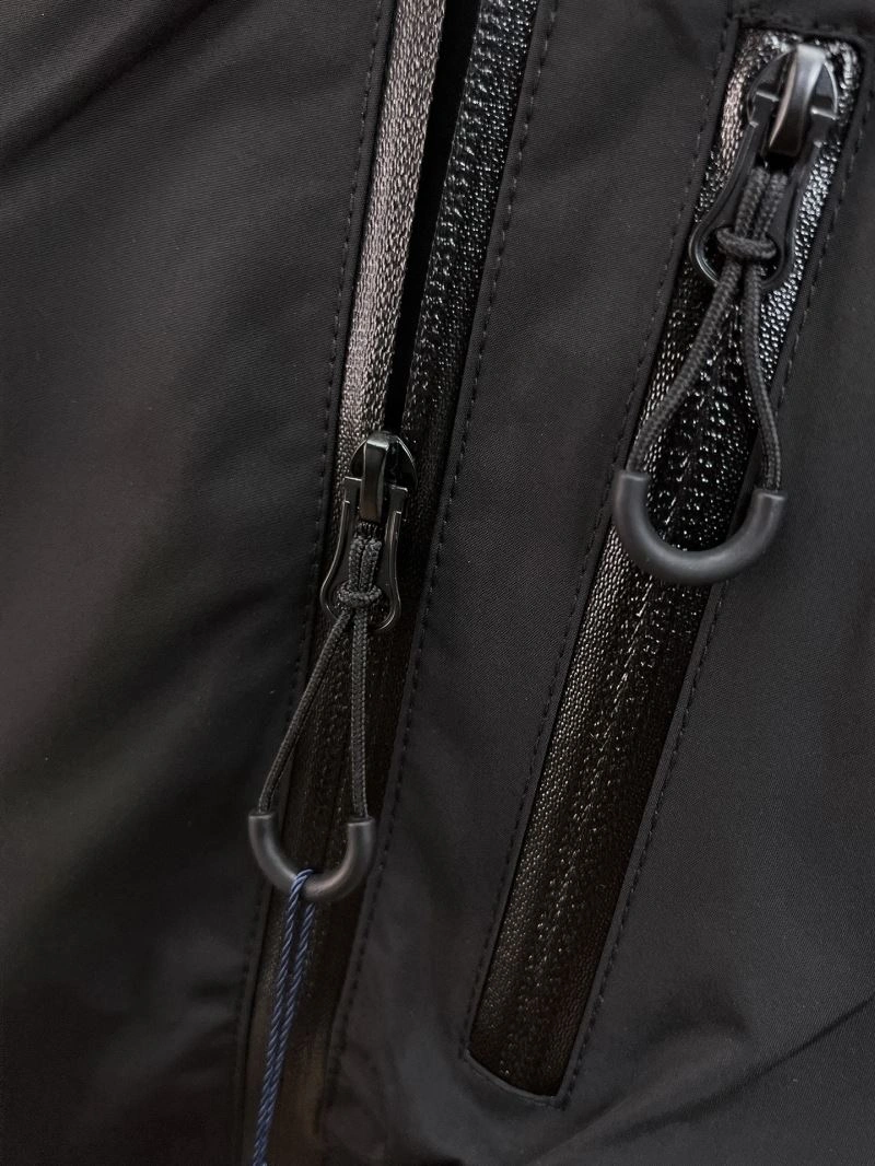 Durable Prada Outwear 170284