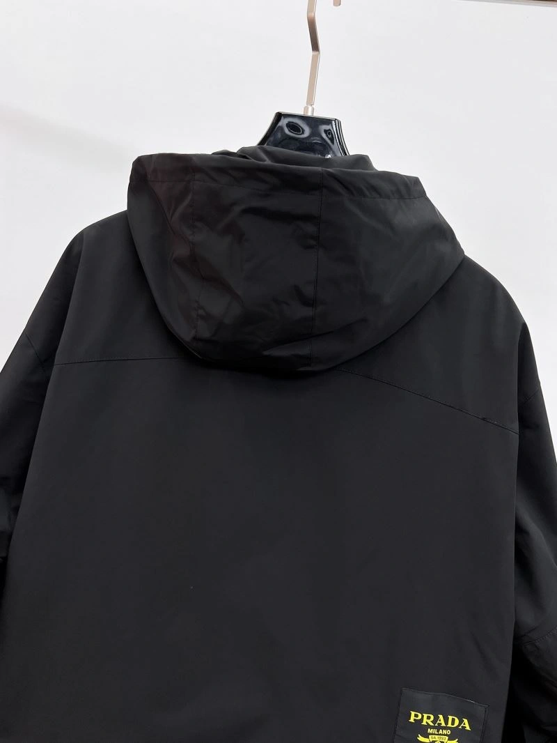 Durable Prada Outwear 170284