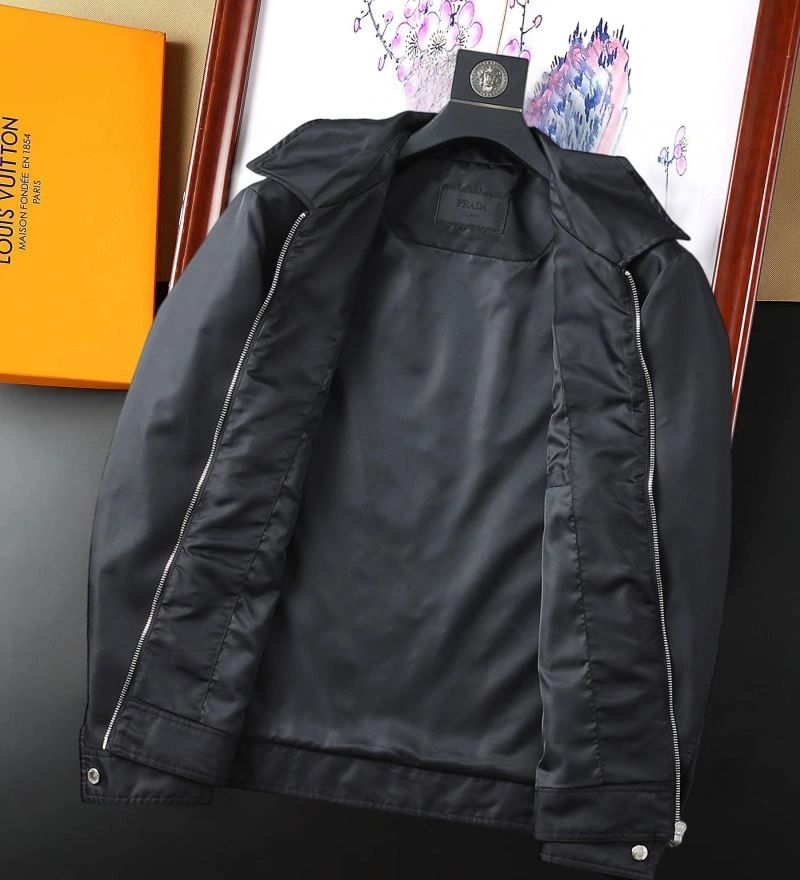 Prada Outwear Sleek 170279