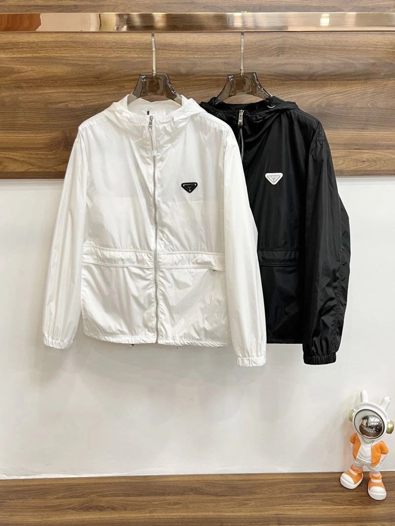 Prada Outwear Unisex 170271