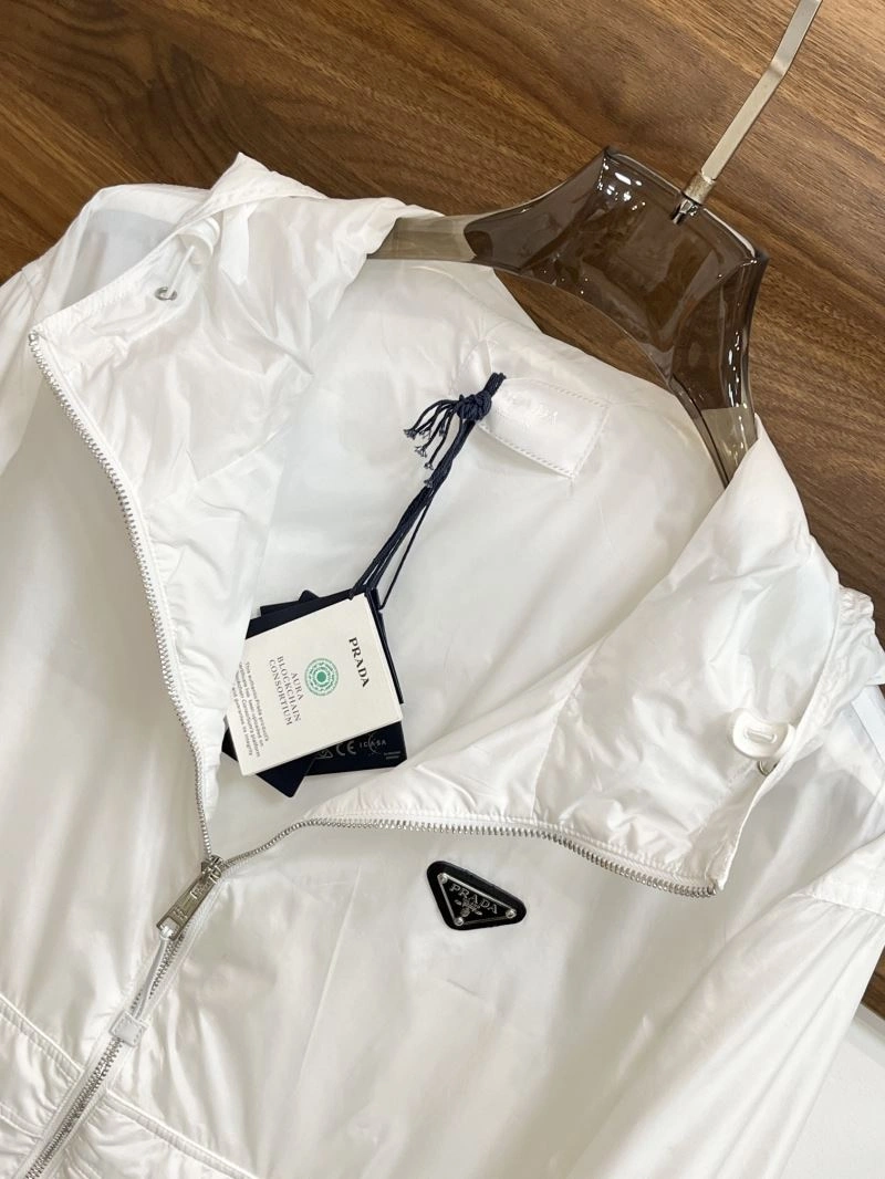 Prada Outwear Unisex 170271