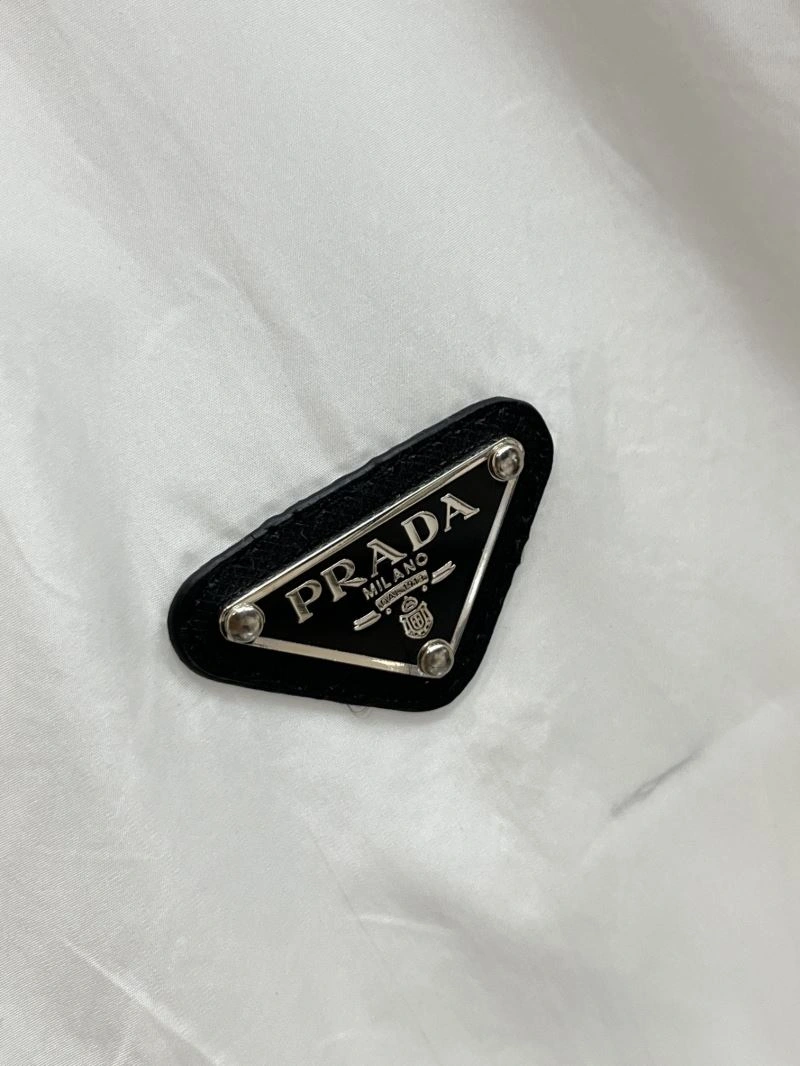 Prada Outwear Unisex 170271