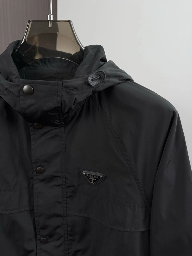 Effortless Prada Outwear 170316