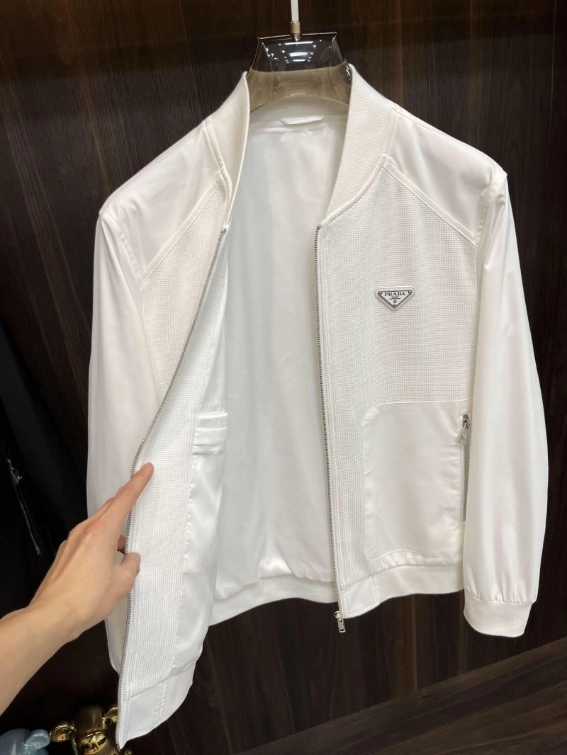 Versatile Prada Outwear 170265
