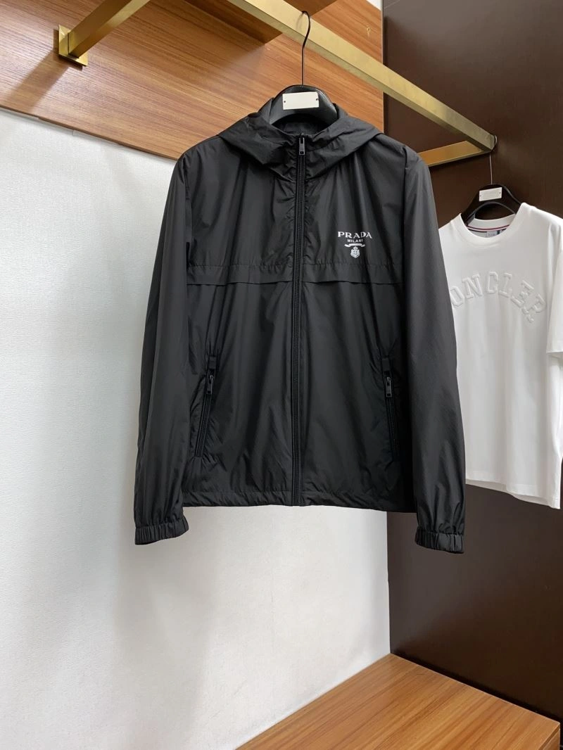 Elegant Prada Outwear 170258