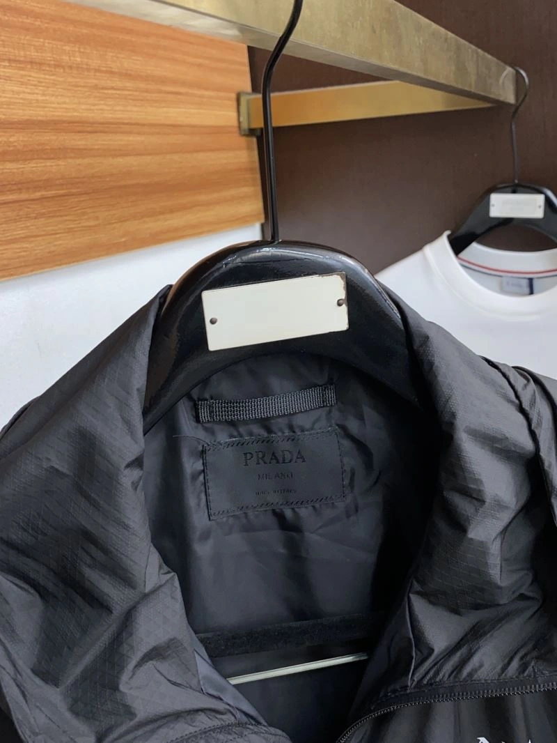 Elegant Prada Outwear 170258