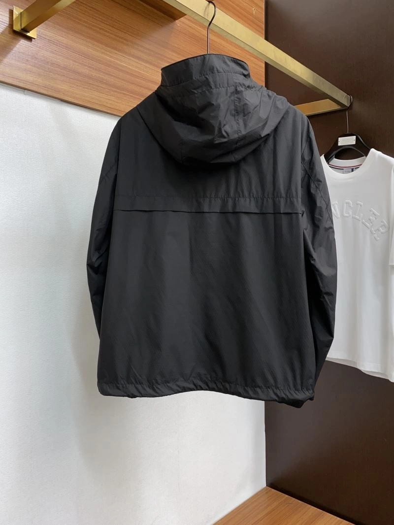 Elegant Prada Outwear 170258