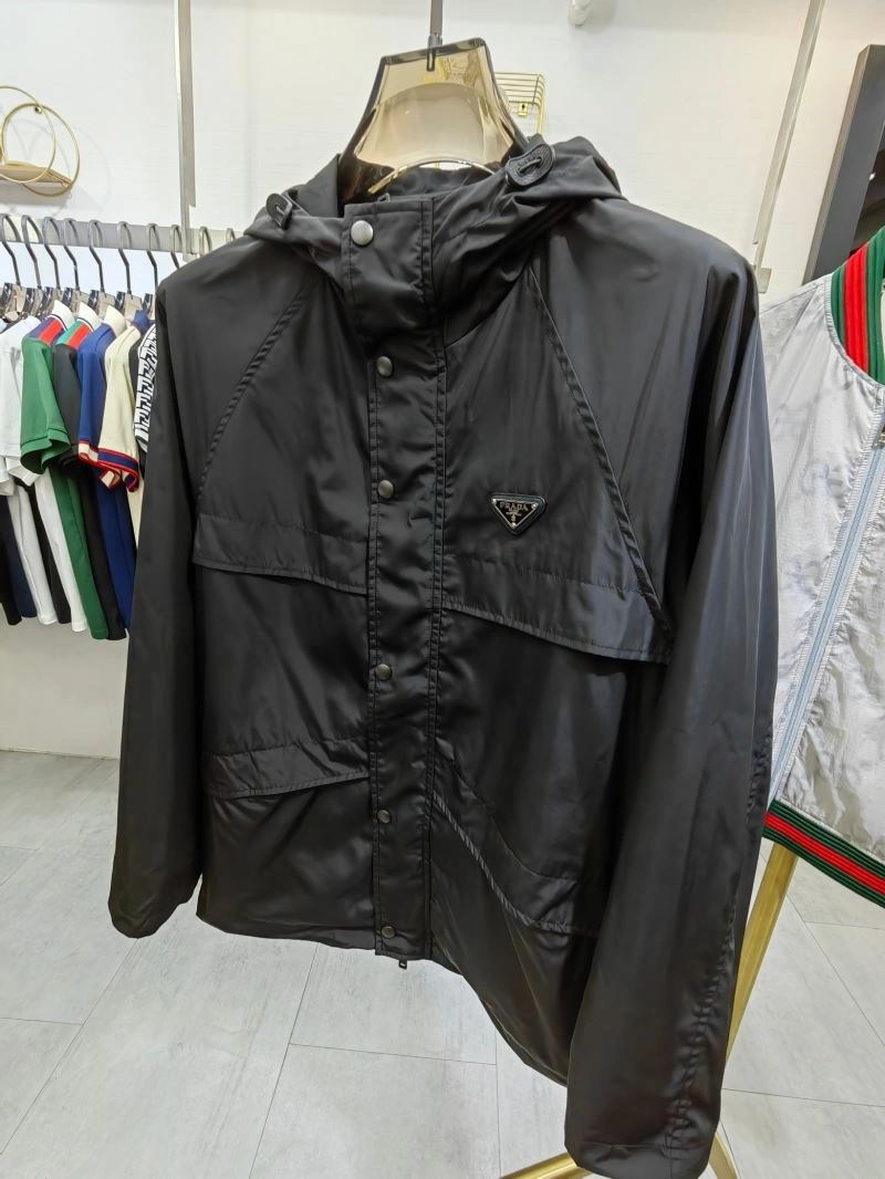 Prada Outwear Youthful 170257