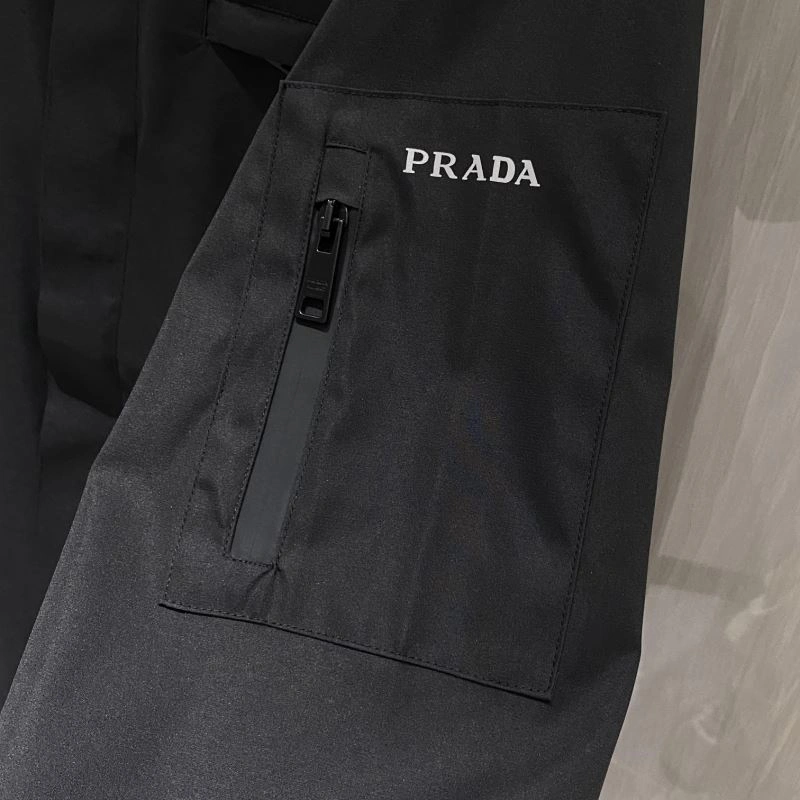 Popular Prada Outwear 170249