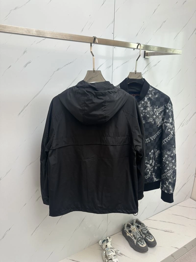 Sleek Prada Outwear 170242