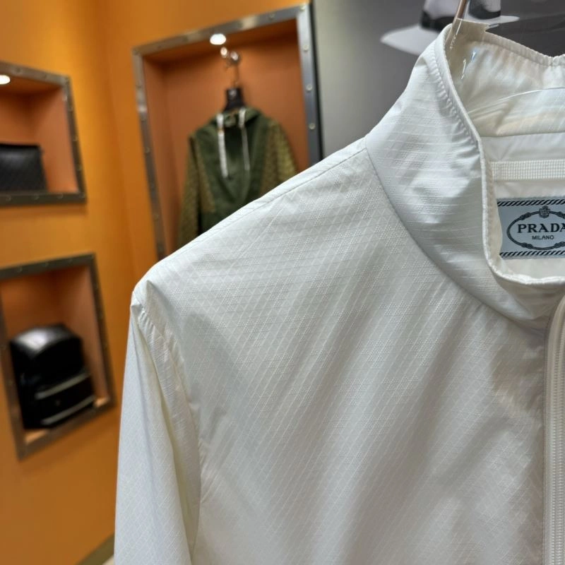 FreshLook Prada Outwear 170255