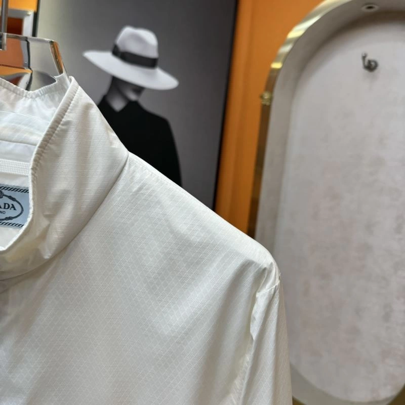 FreshLook Prada Outwear 170255