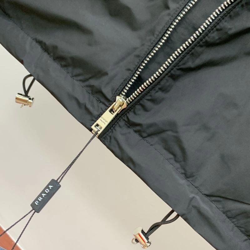 Original Prada Outwear 170241
