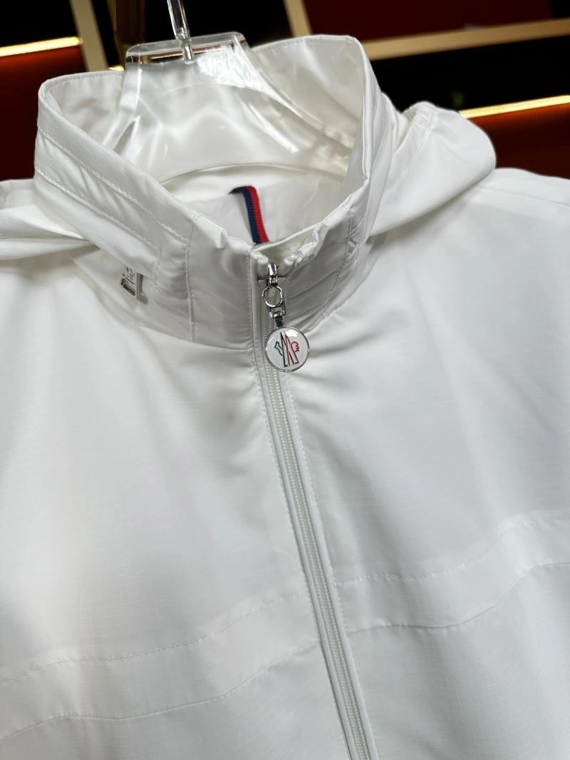 Prada Outwear Durable 170230