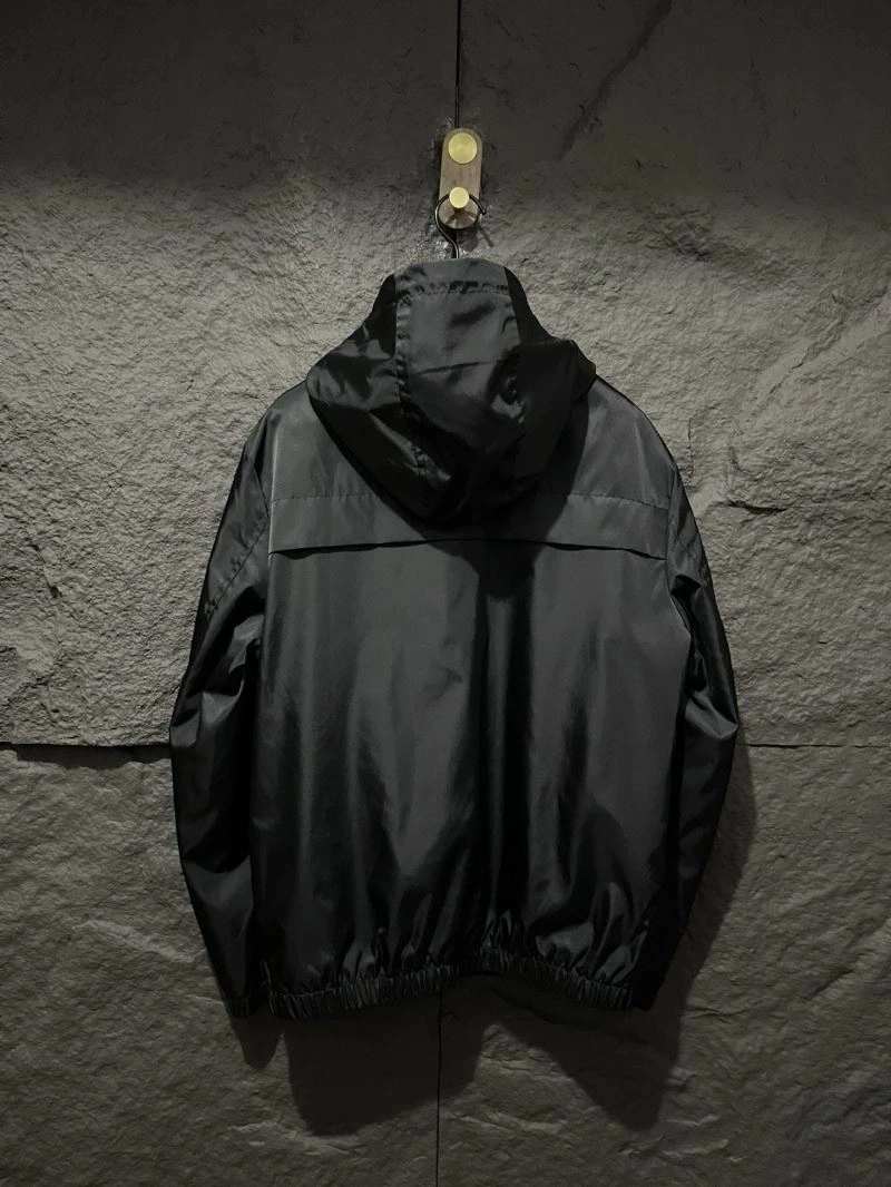 Classic Prada Outwear 170229
