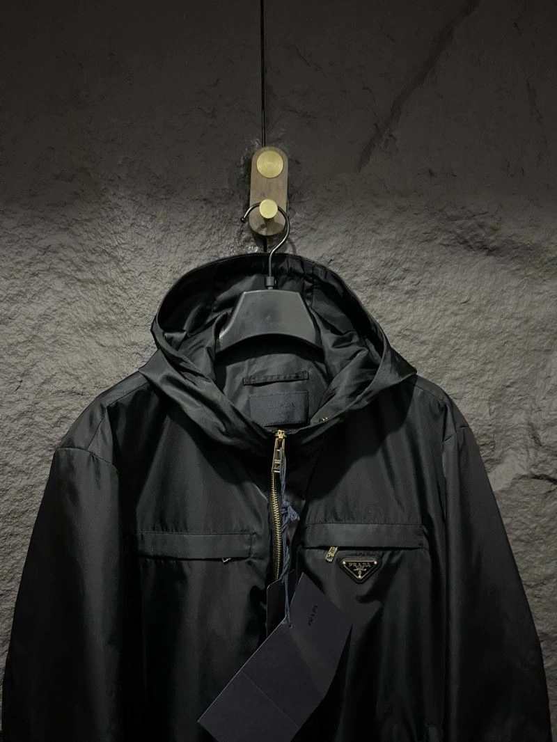 Classic Prada Outwear 170229