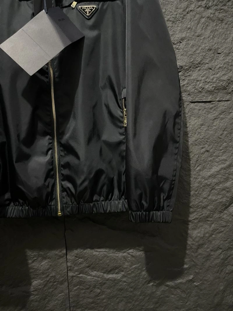Classic Prada Outwear 170229