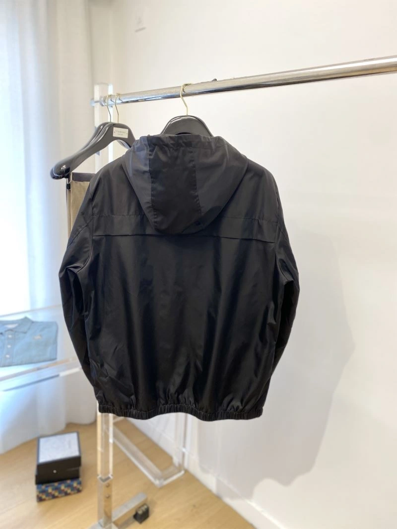 Vibrant Prada Outwear 170227