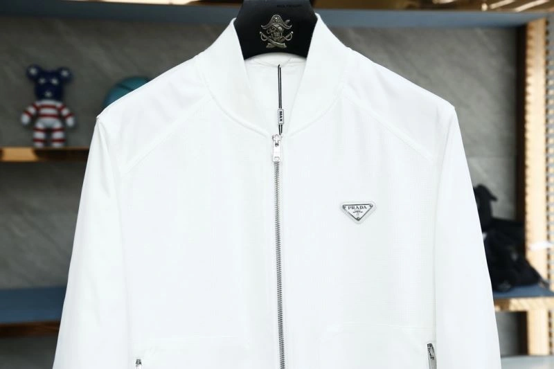 Prada Outwear MultiPurpose 170226