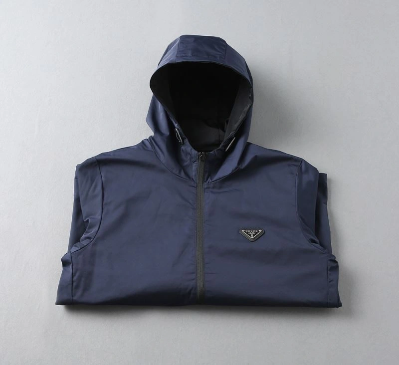 Prada Outwear Fashionable 170293