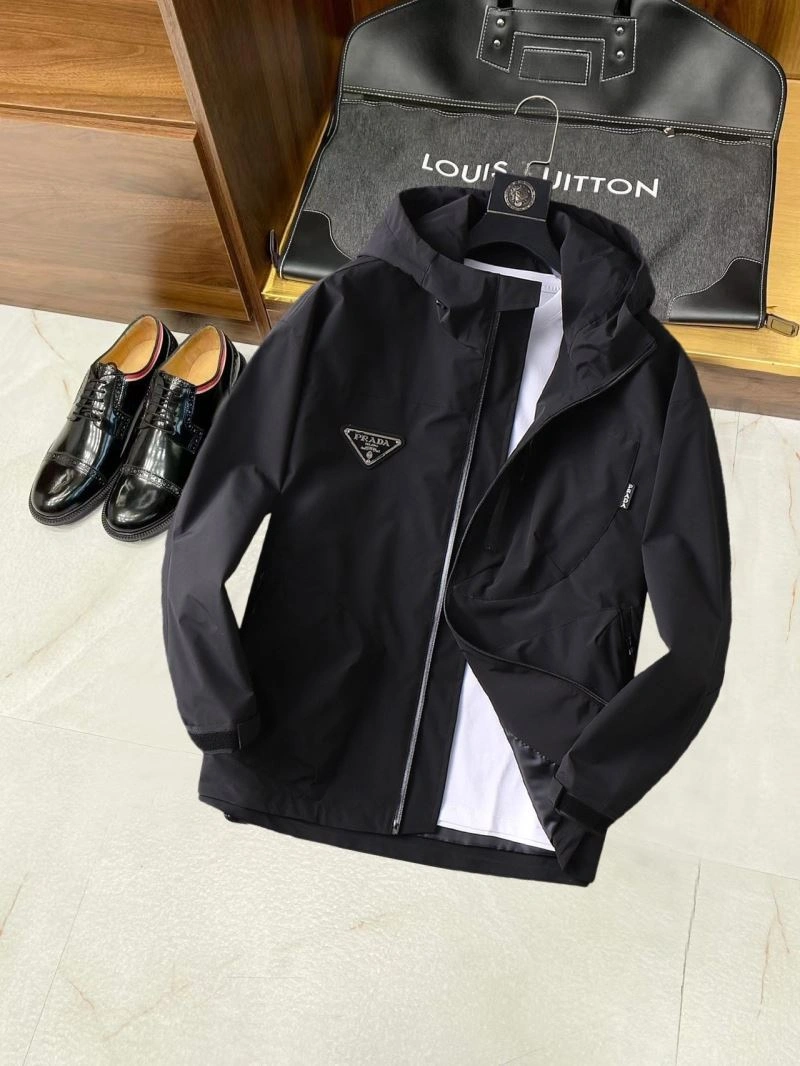 Practical Prada Outwear 170212