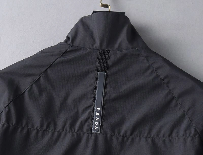 Popular Prada Outwear 170208
