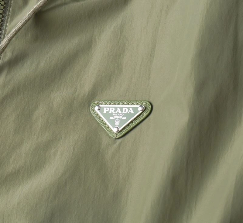 Breathable Prada Outwear 170207