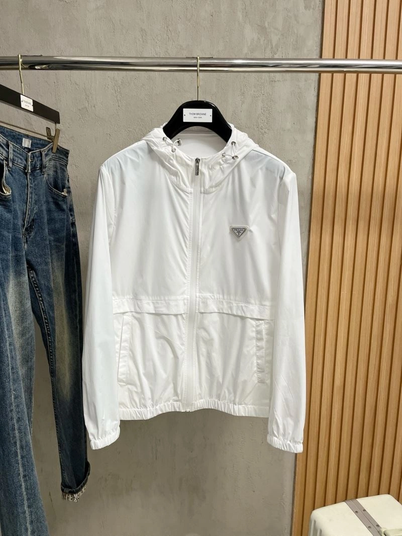 Comfortable Prada Outwear 170205