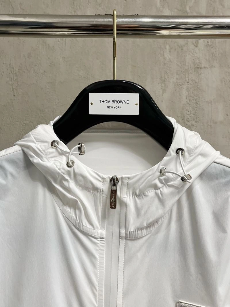 Comfortable Prada Outwear 170205
