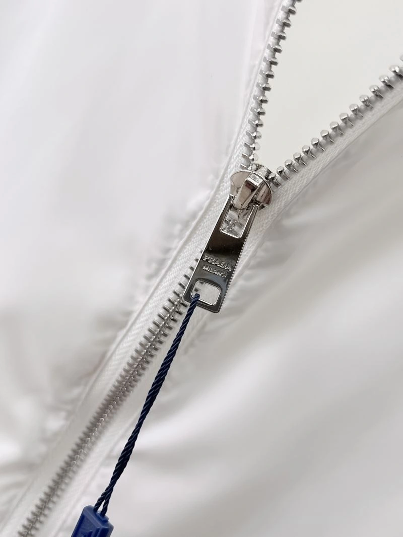 Prada Outwear Cozy 170236