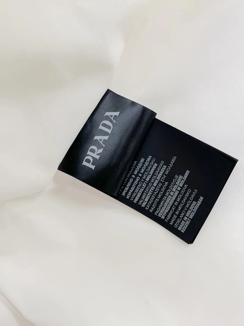 Prada Outwear Cozy 170236