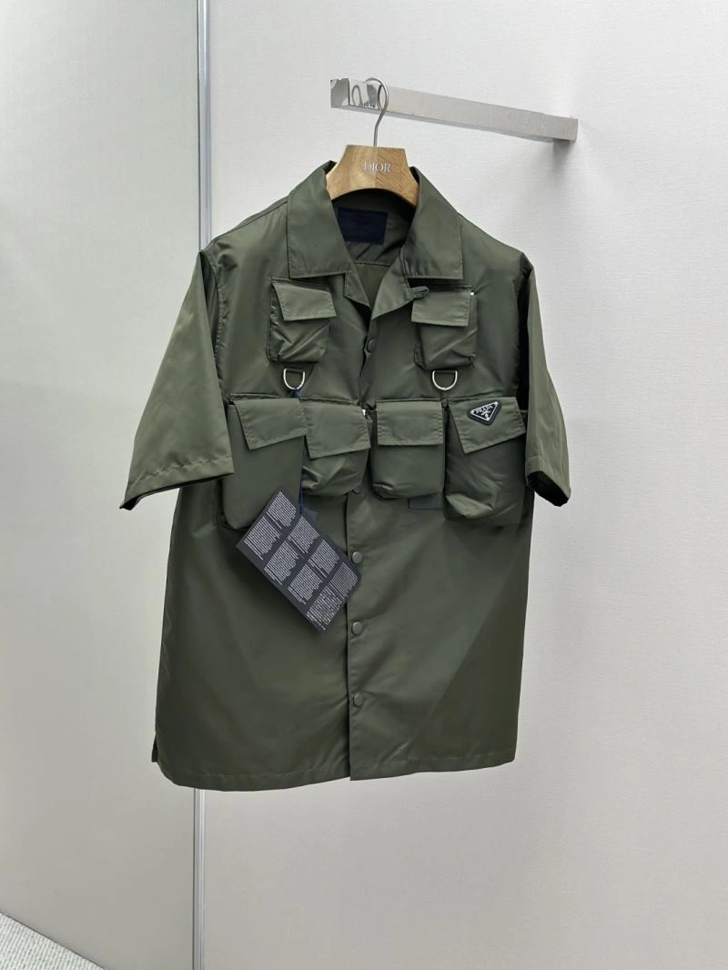 Practical Prada Outwear 170204