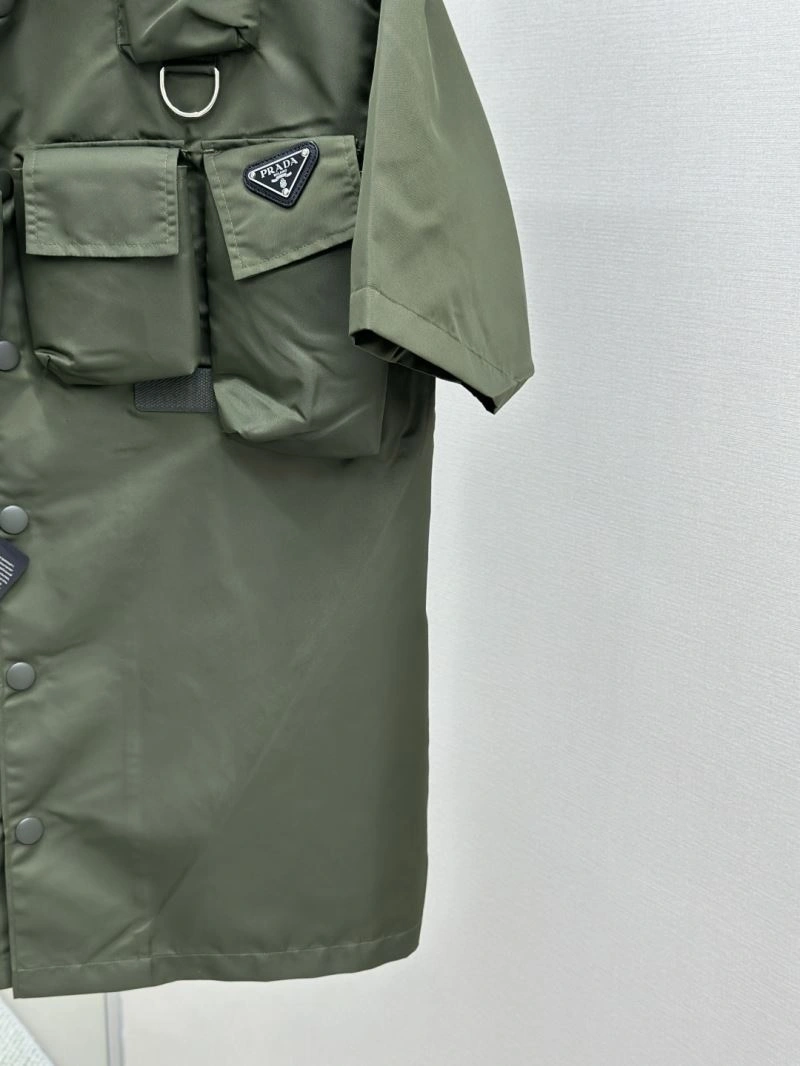 Practical Prada Outwear 170204