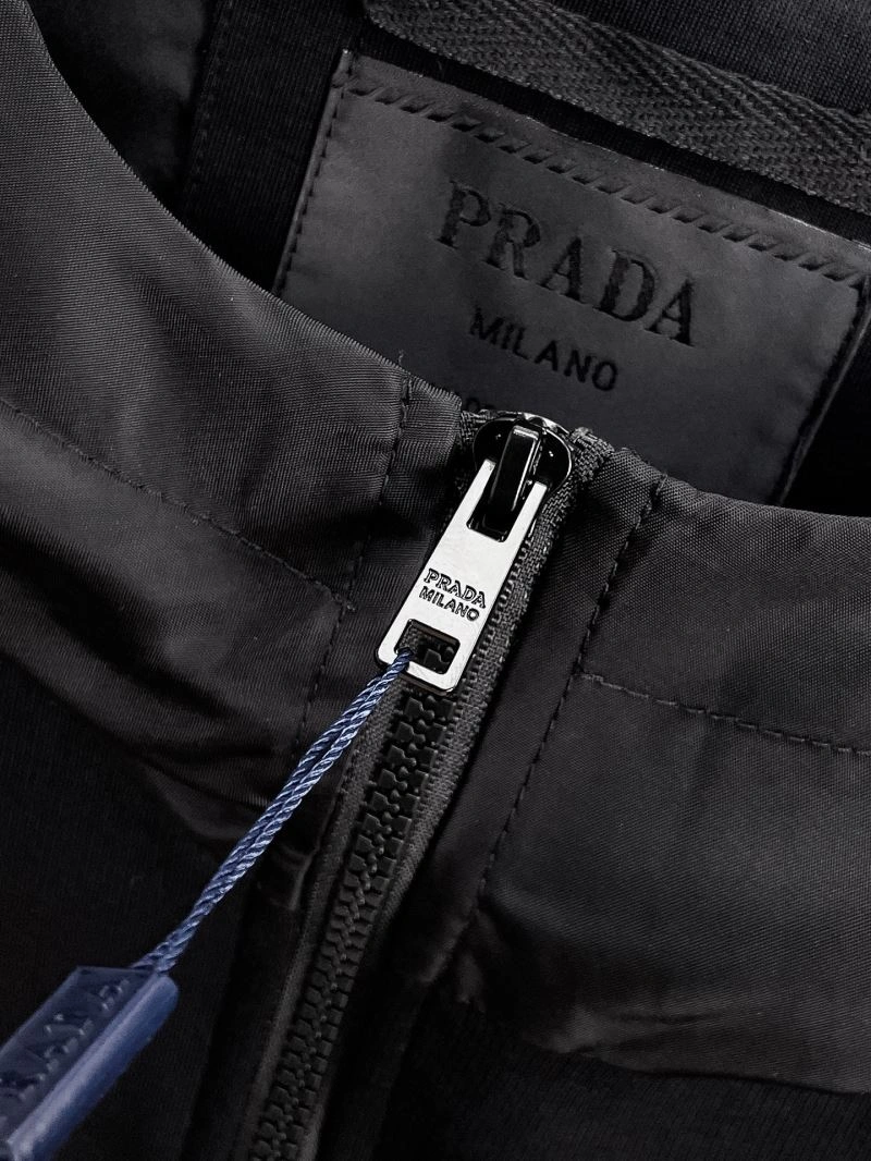 Casual Prada Outwear 170195