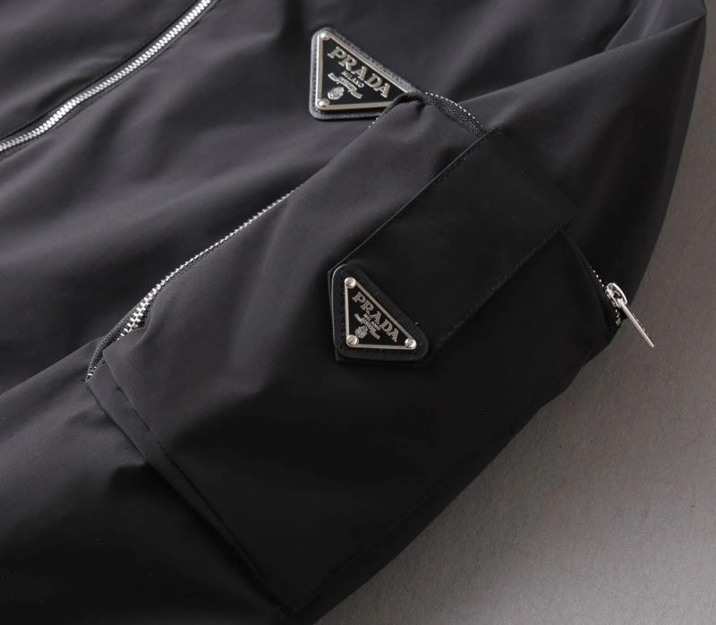 EyeCatching Prada Outwear 170179