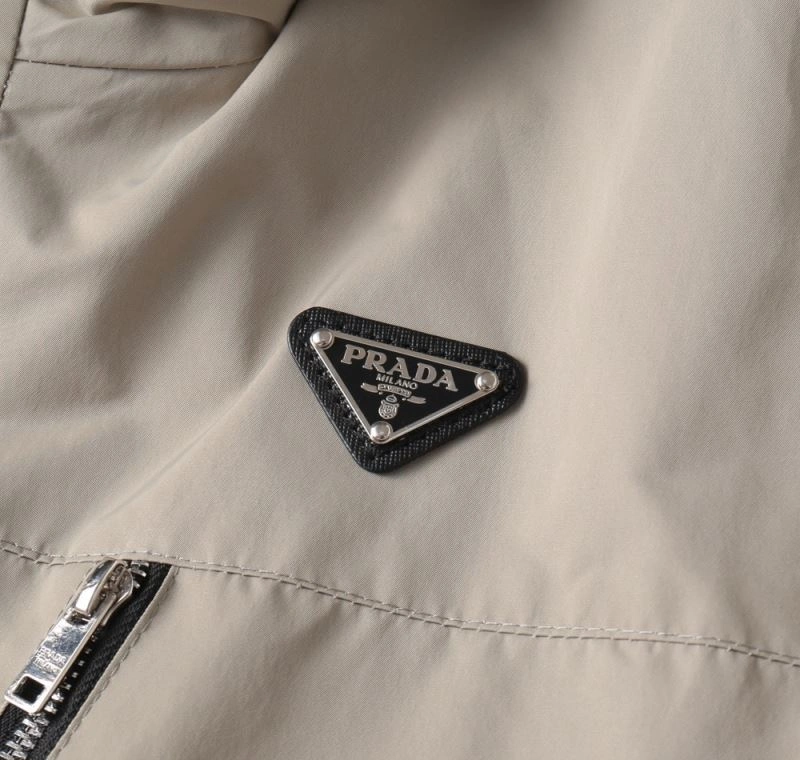 Lightweight Prada Outwear 170184