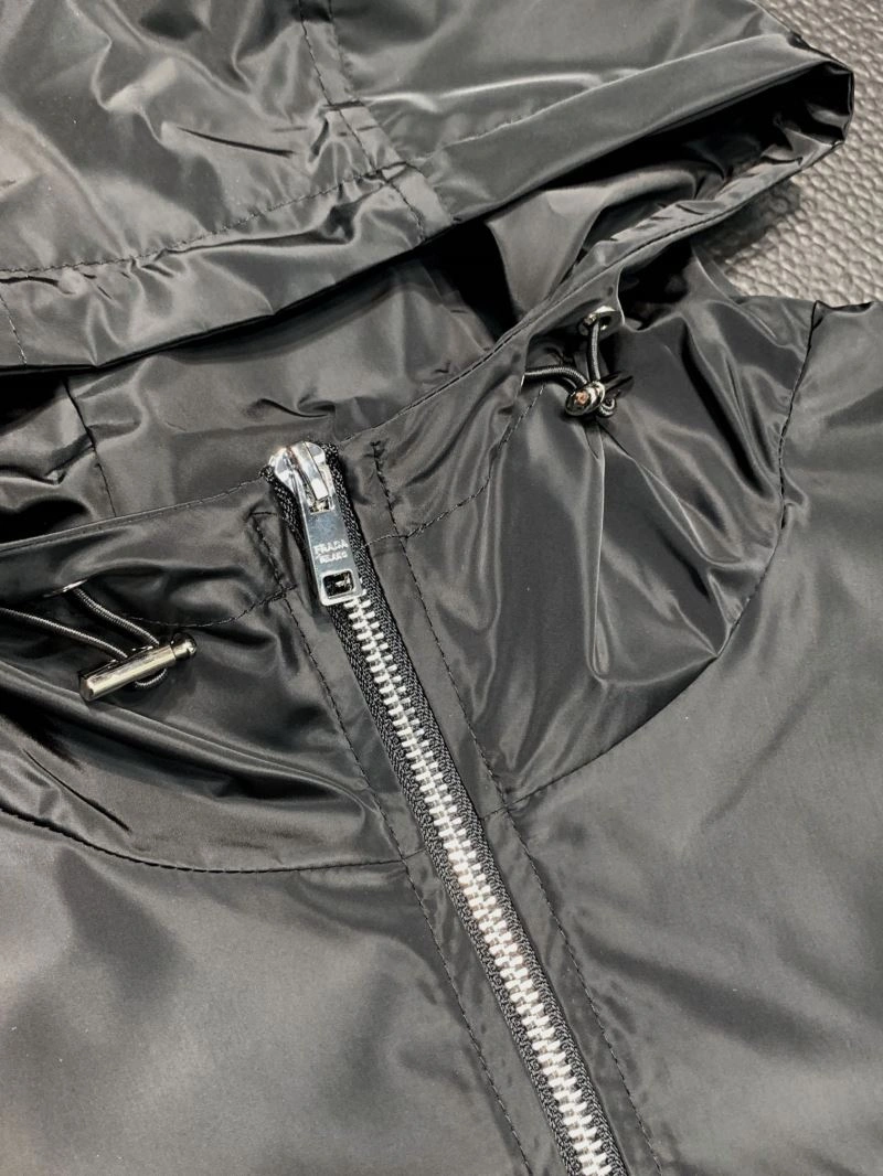 Prada Outwear MoistureWicking 170171