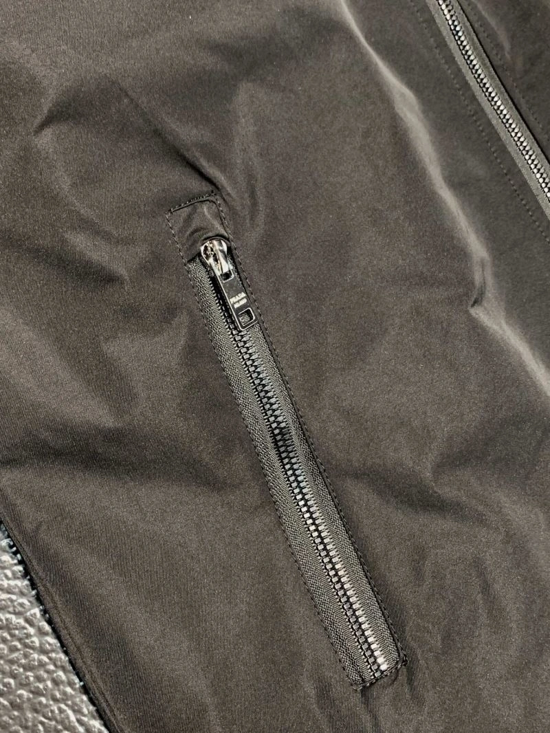 Prada Outwear Unisex 170170