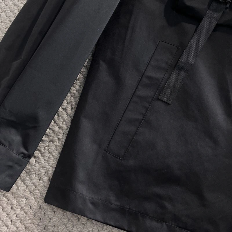 Prada Outwear Fashionable 170198