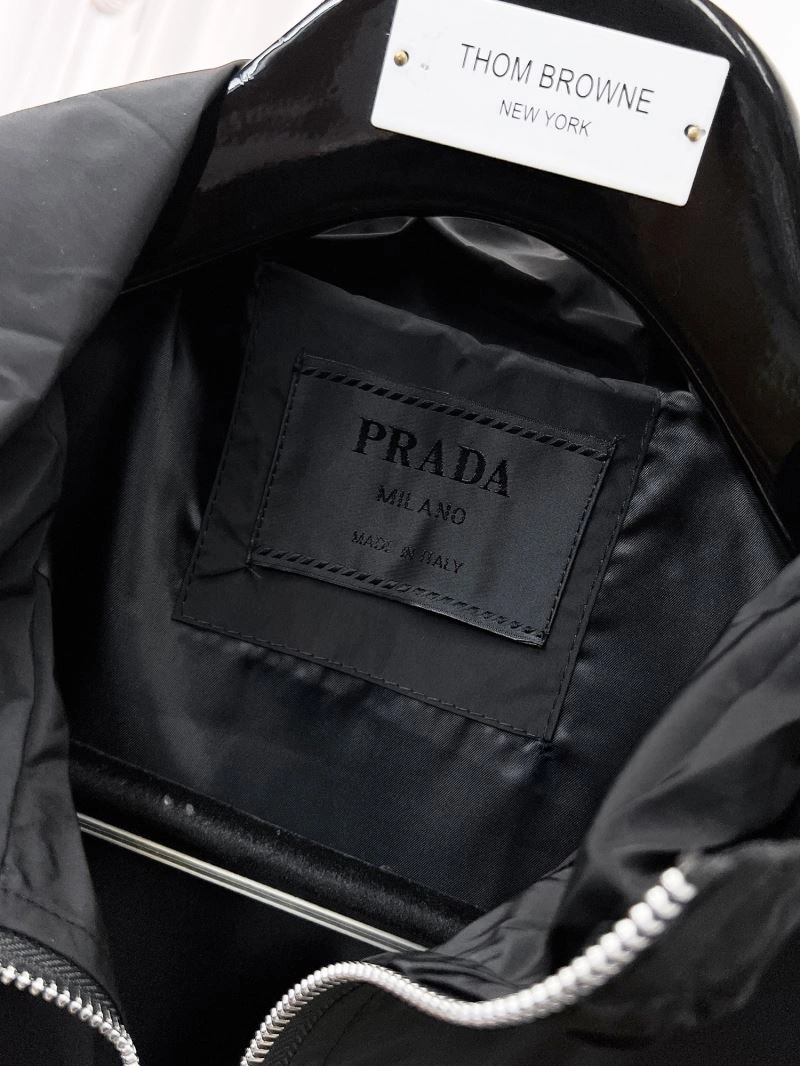 Prada Outwear Durable 170157