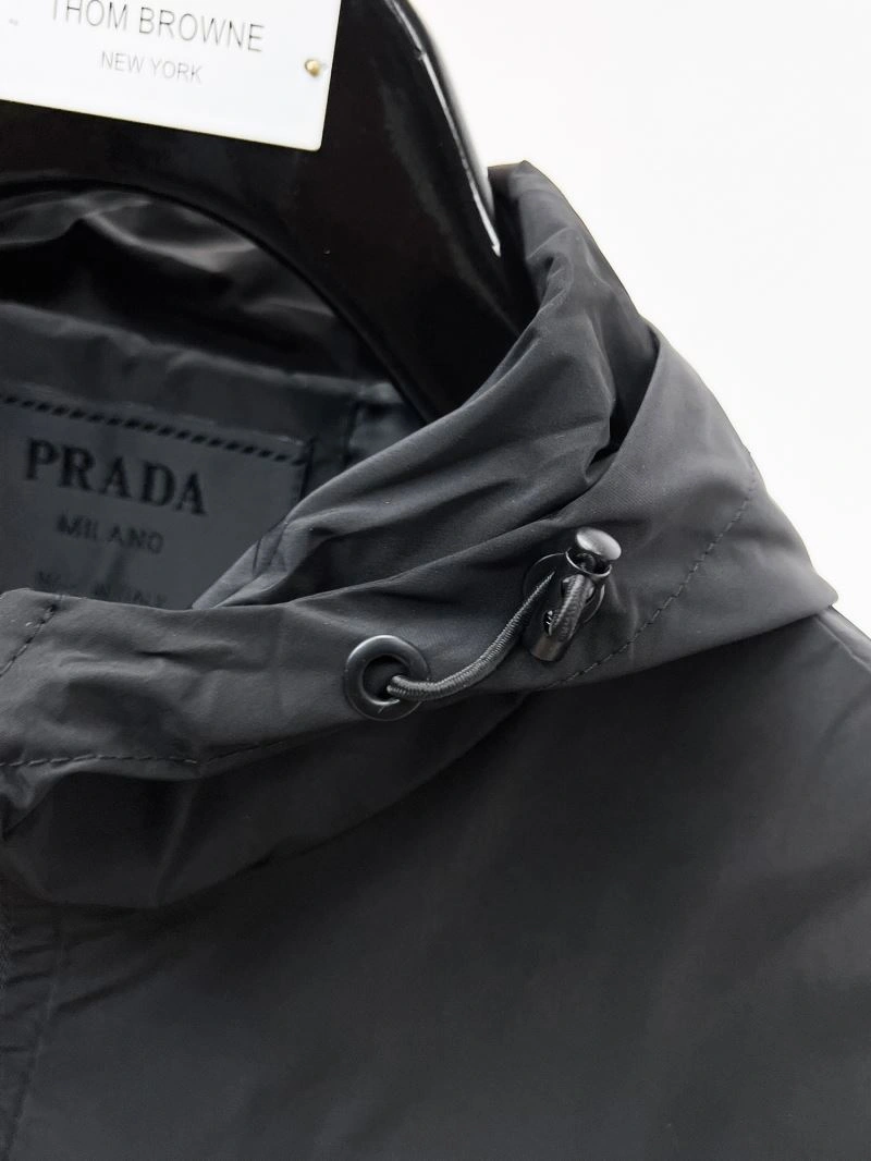 Prada Outwear Durable 170157
