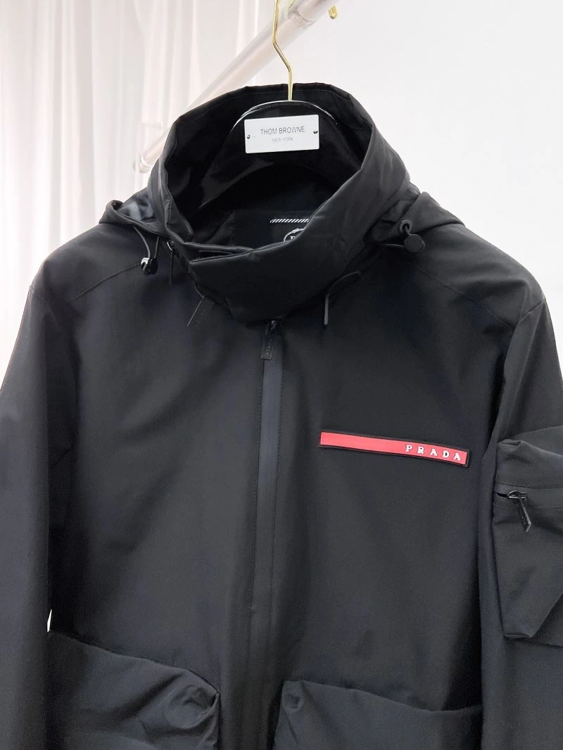 Prada Outwear TimelessDesign 170191