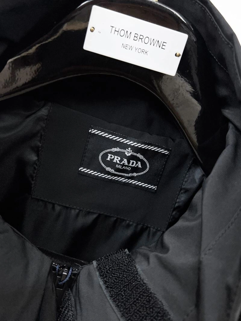 Prada Outwear TimelessDesign 170191